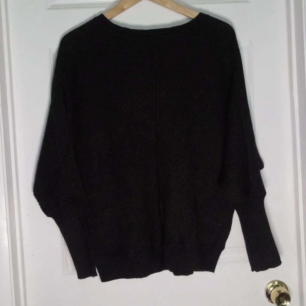 Devotion by Cyrus Dolman Sleeve Ribbed Sweater M